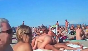 ksenmart.ru de sexo na praia entre casais liberais que curtem nudismo